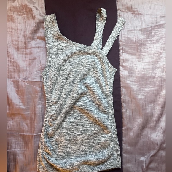 Express one shoulder top - Picture 2 of 3